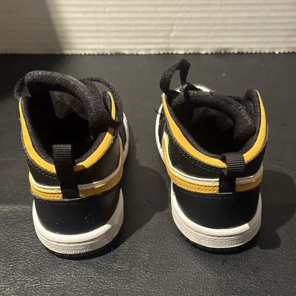 Air Jordan 1 Mid TD 'Black Gold' Size 7C 640735-177 with box - Picture 11 of 11